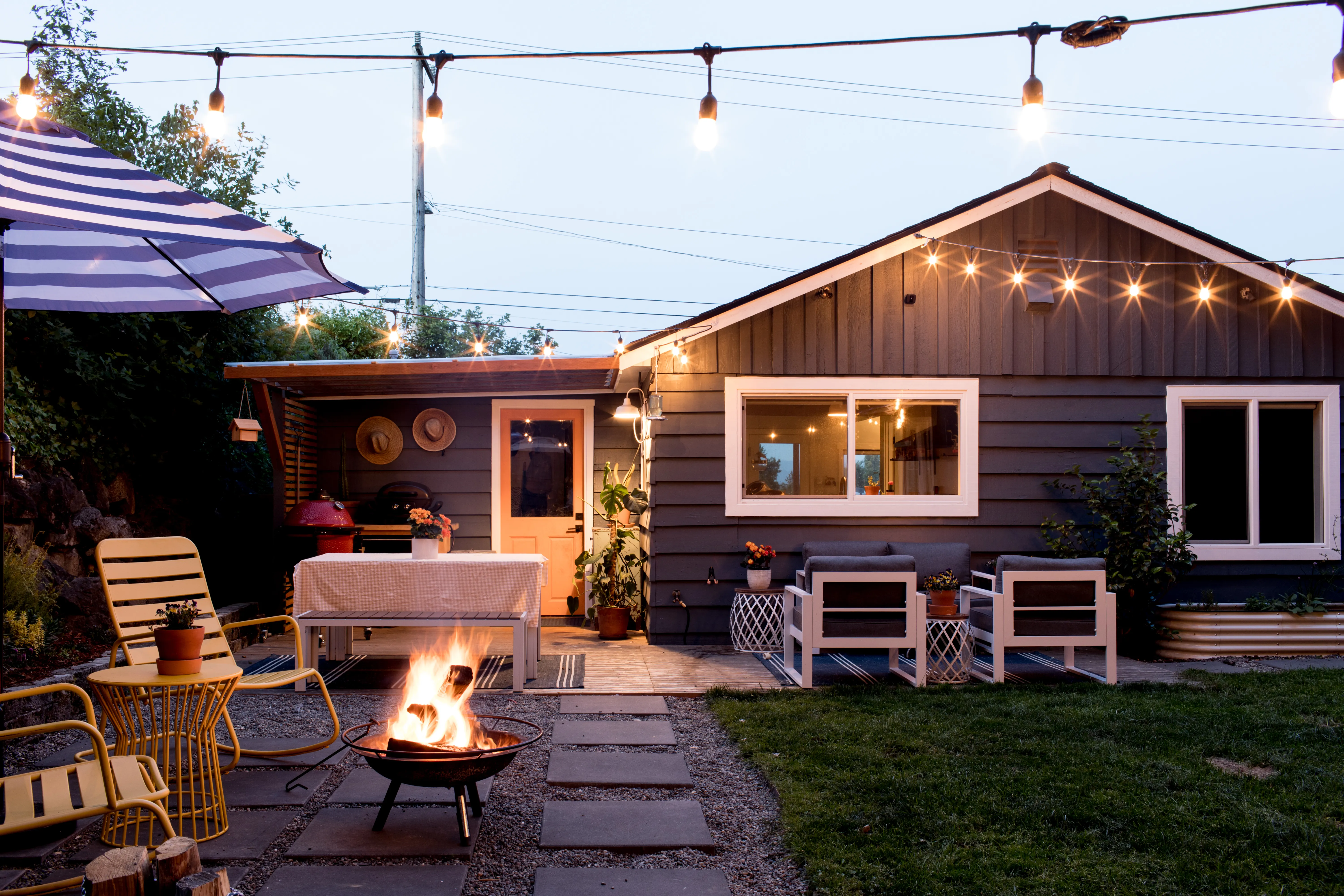 Bio-Connected Outdoor Tech: Smart Mosquito-Repelling Decks & Sensor Planters Set to Dominate 2025 Yards